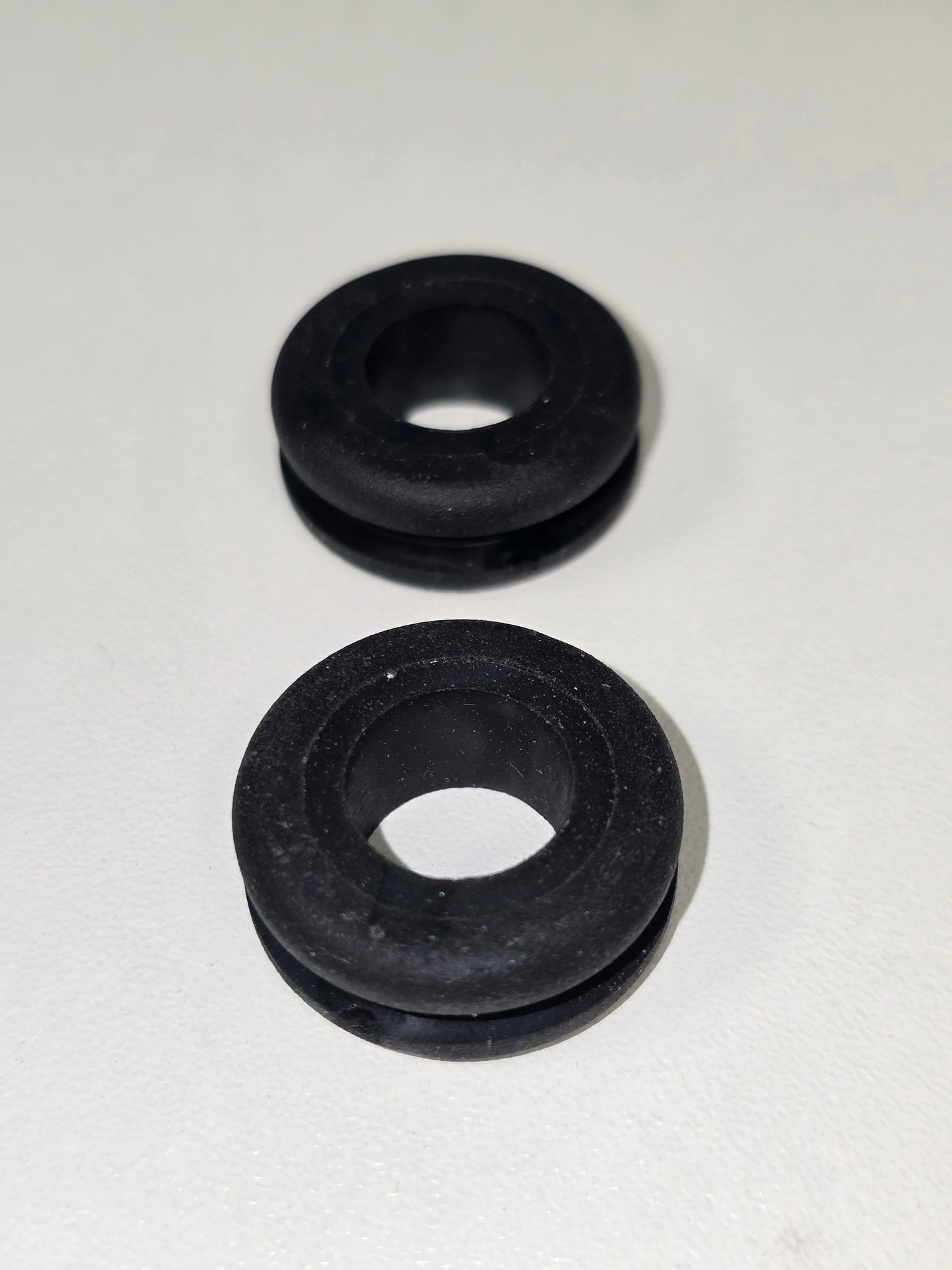 Rubber Grommet For Rotax Max Silver Radiator (Pack of 2)