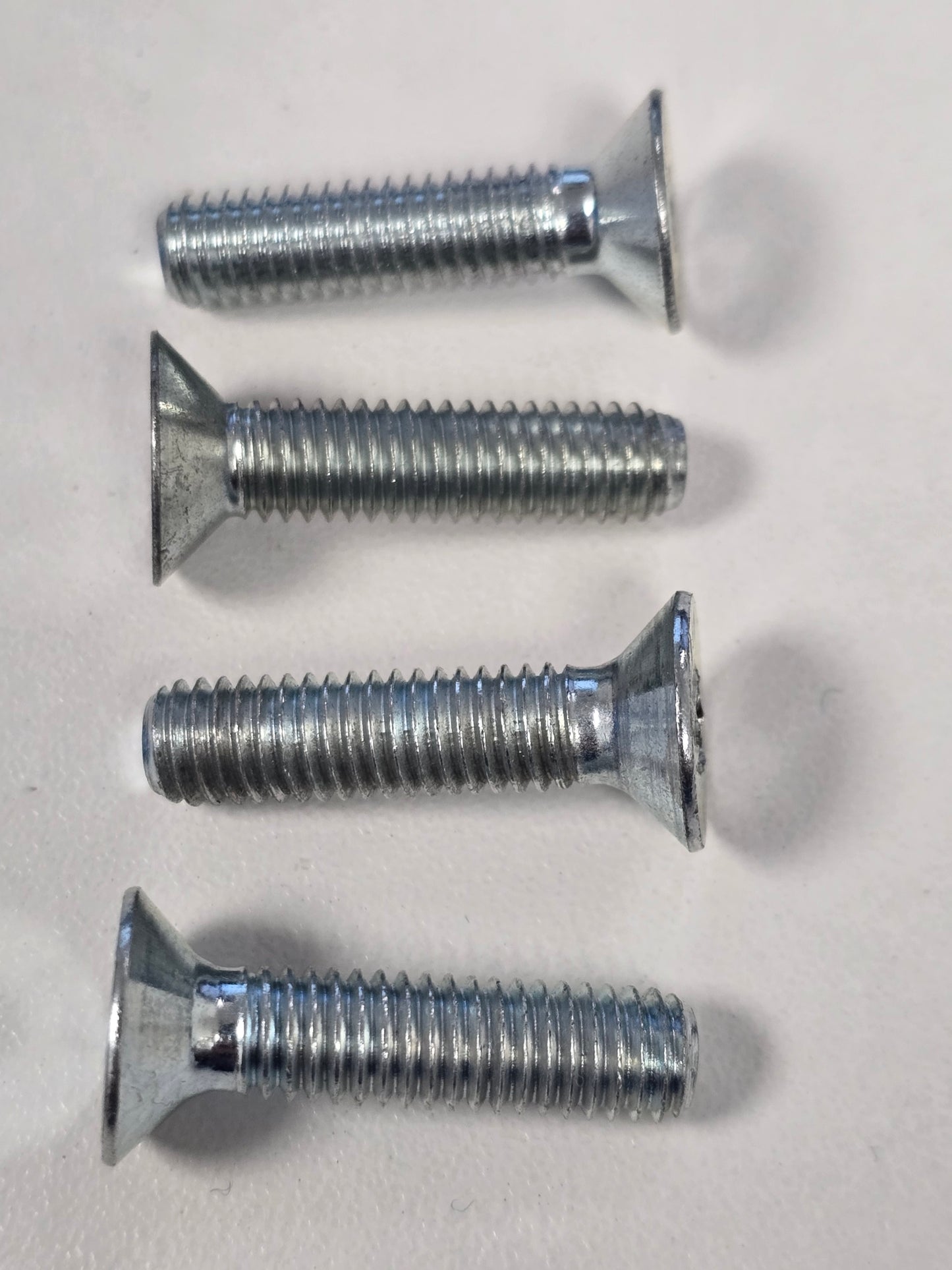 M6 Countersunk Hex Bolt (Pack of 4)